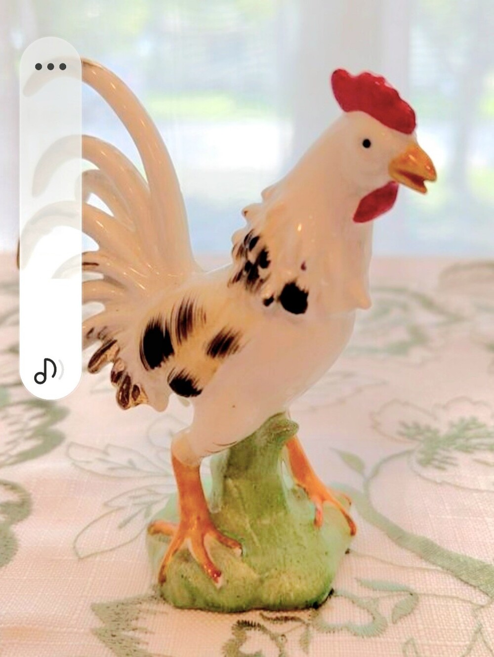 Vintage Artmark Japanese porcelain rooster figurine